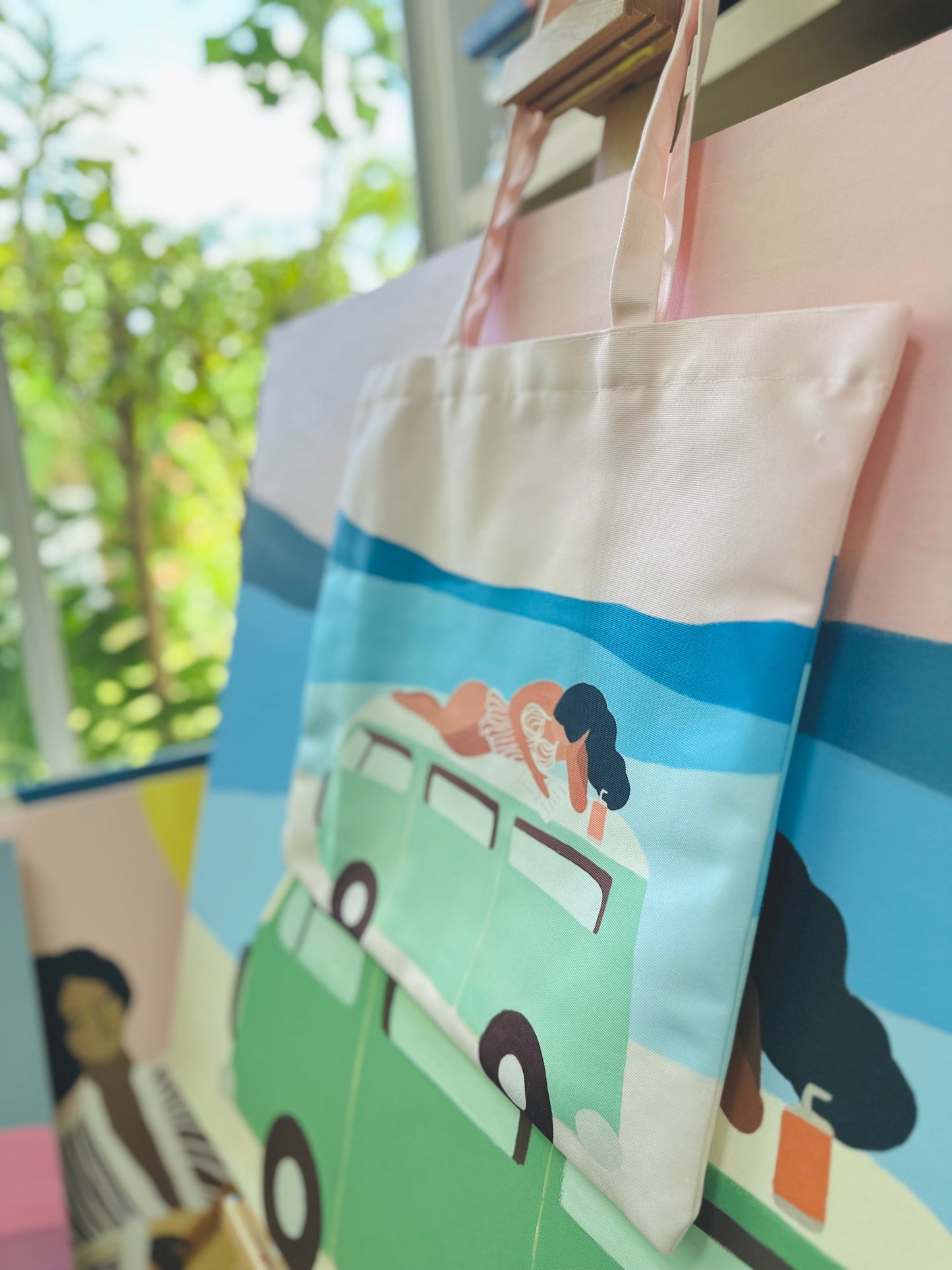 "Pages and Waves" Tote – Inspired by Hawaii 🌊